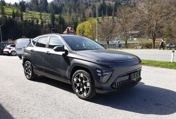 Hyundai Kona Elektro 65,4kWh Trend Line - 6