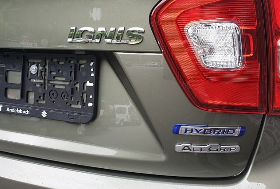 Suzuki Ignis 1,2 DualJet Hybrid ALLGRIP Flash - 26