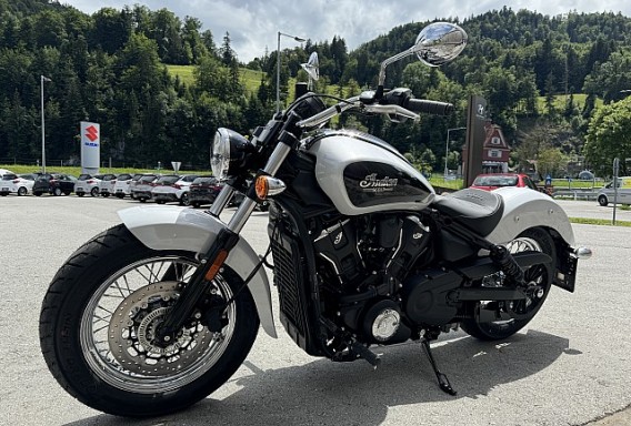 Indian Scout Classic Limited + Tech - 11