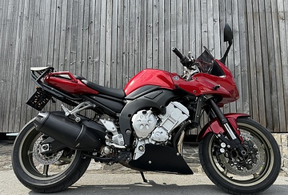 Yamaha FZ 1-S Fazer - 1